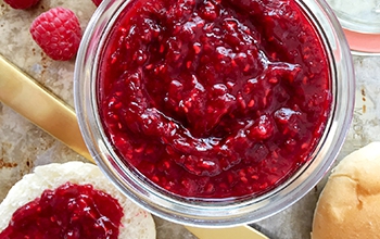 Pastas, mermeladas y frutas