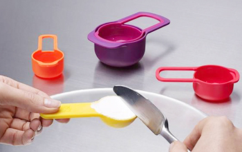 Básculas y tazas medidoras