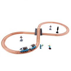Circuito de madera en forma de 8 con tren - Hape