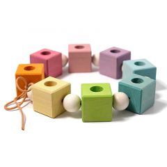 Cubos y bolas de madera para coser - Grimm's