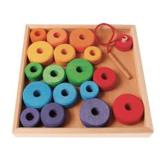 Set de 18 círculos de madera de colores para coser - Grimm's