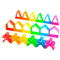 Set de 6 casas, muñecos y árboles de colores de silicona - Dëna